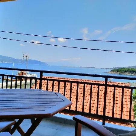 Apartman Gianni's By The Sea