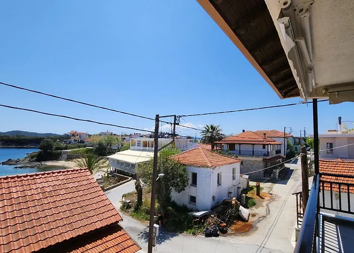 Gianni's By The Sea Апартаменты Амолиани
