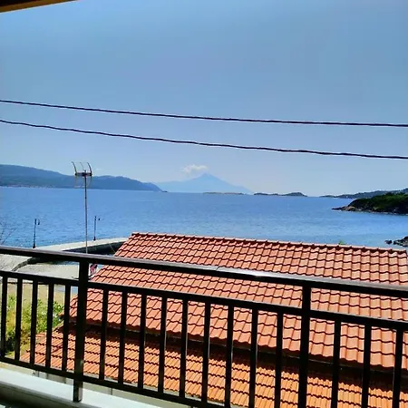 Gianni's By The Sea * Amulianí